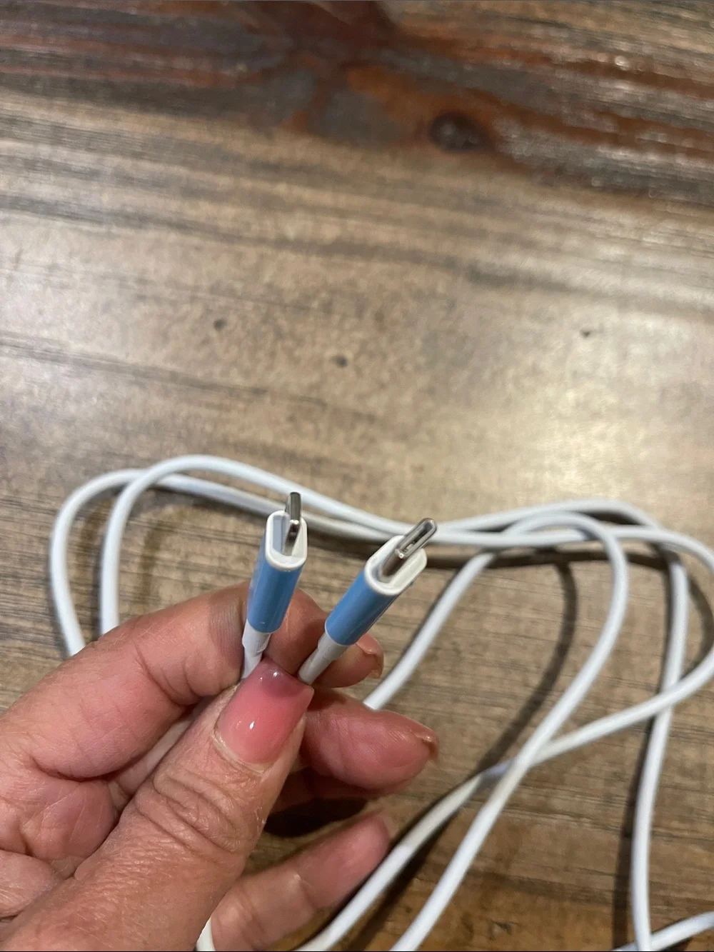 White USB-C Charging Cables with Blue Connectors - Pack of 5